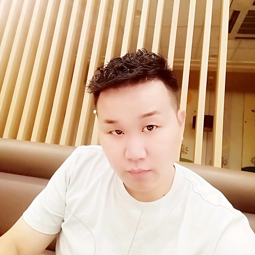 宜春减龄发型设计Alvin