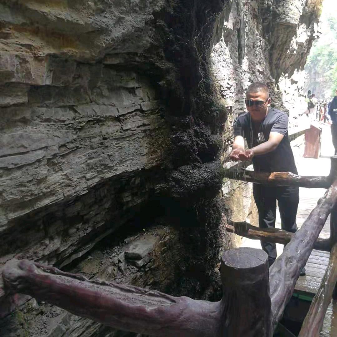 请不要叫我“黑包公”