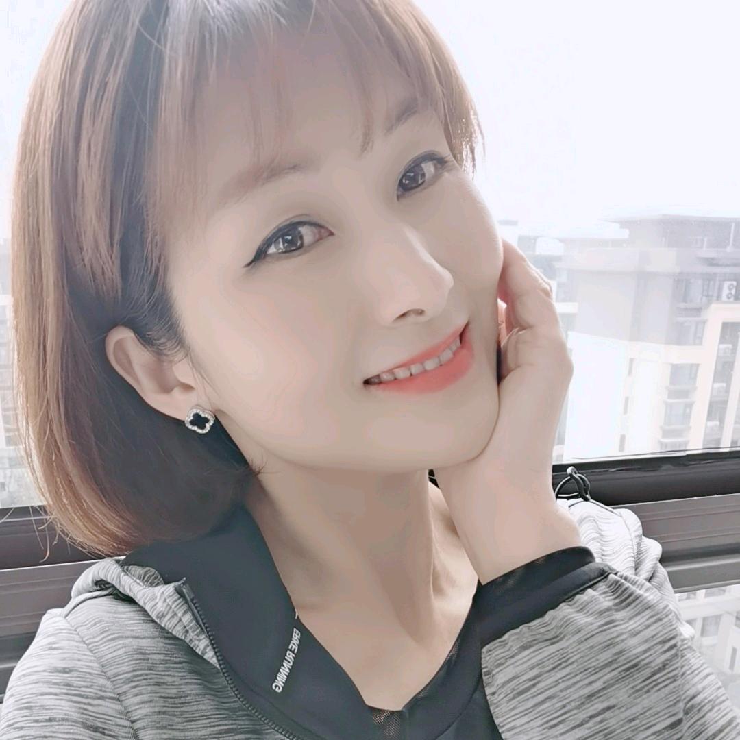 秋秋姐