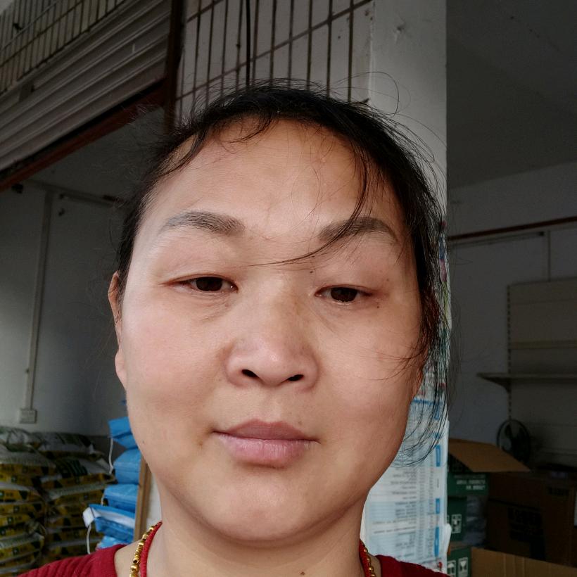 远离爱的女人