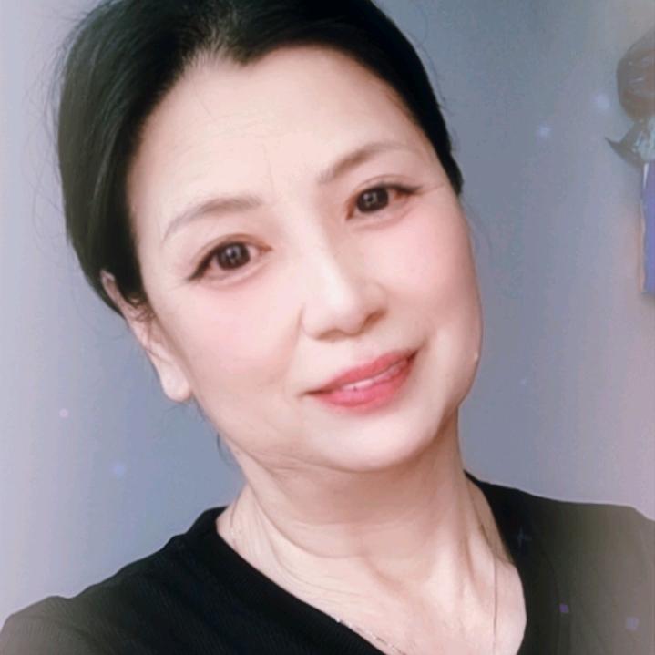 潘芳