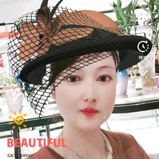 做蛋糕小姐姐