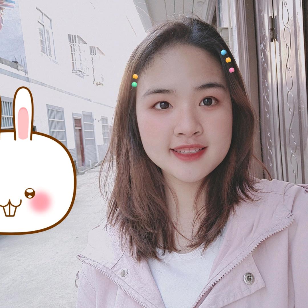 小阿霞🎀