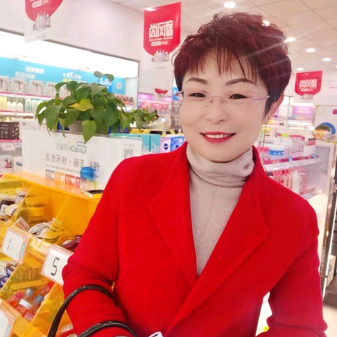 霞霞干洗店
