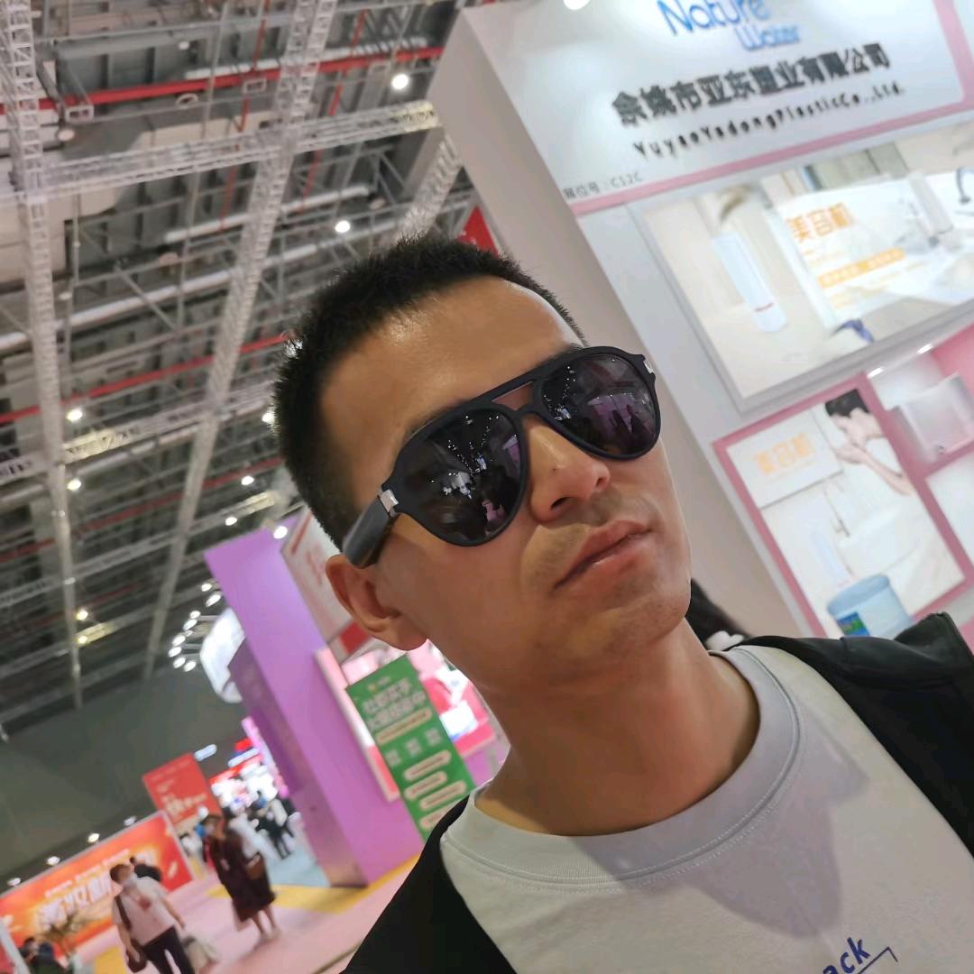 汽美人老张