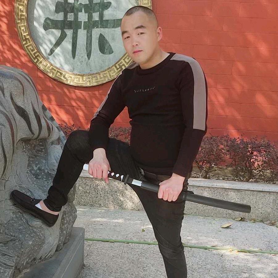 郭锅爱美食