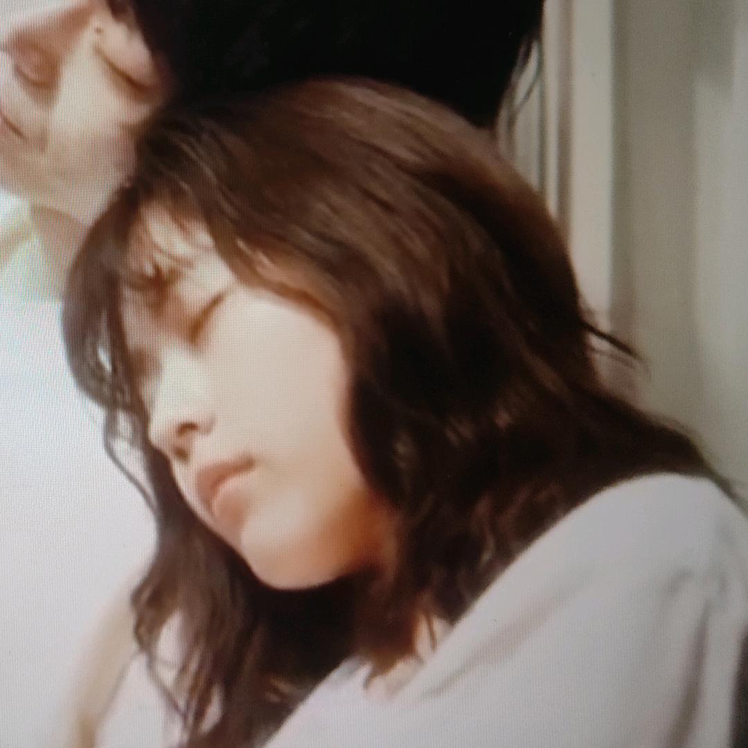 吴山点点头