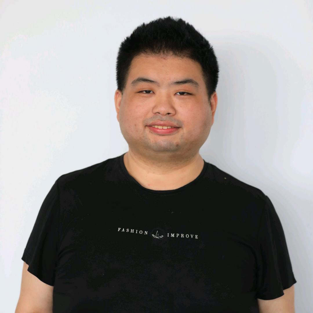 爱笑的肖斌