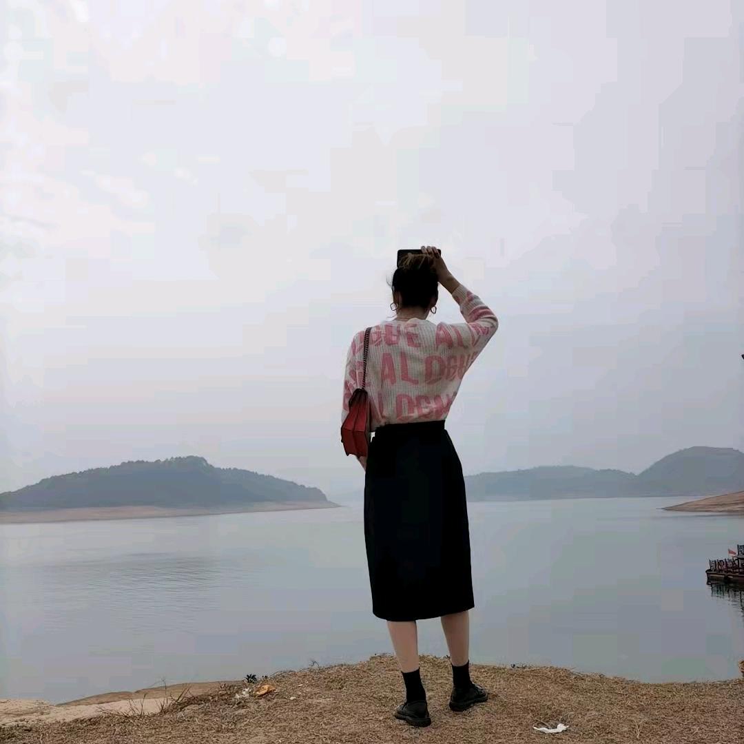 卖奶粉的小姐姐