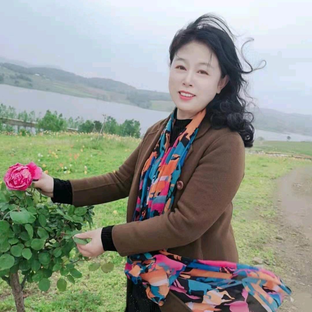 董洺汐