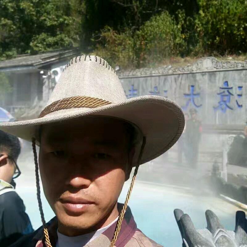 杨杨德亿