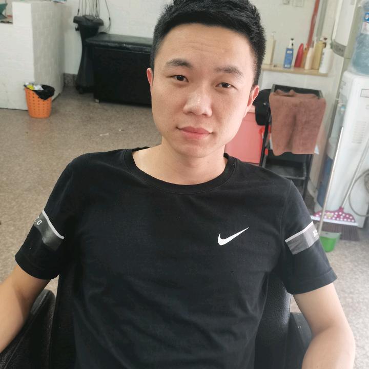 管文斌