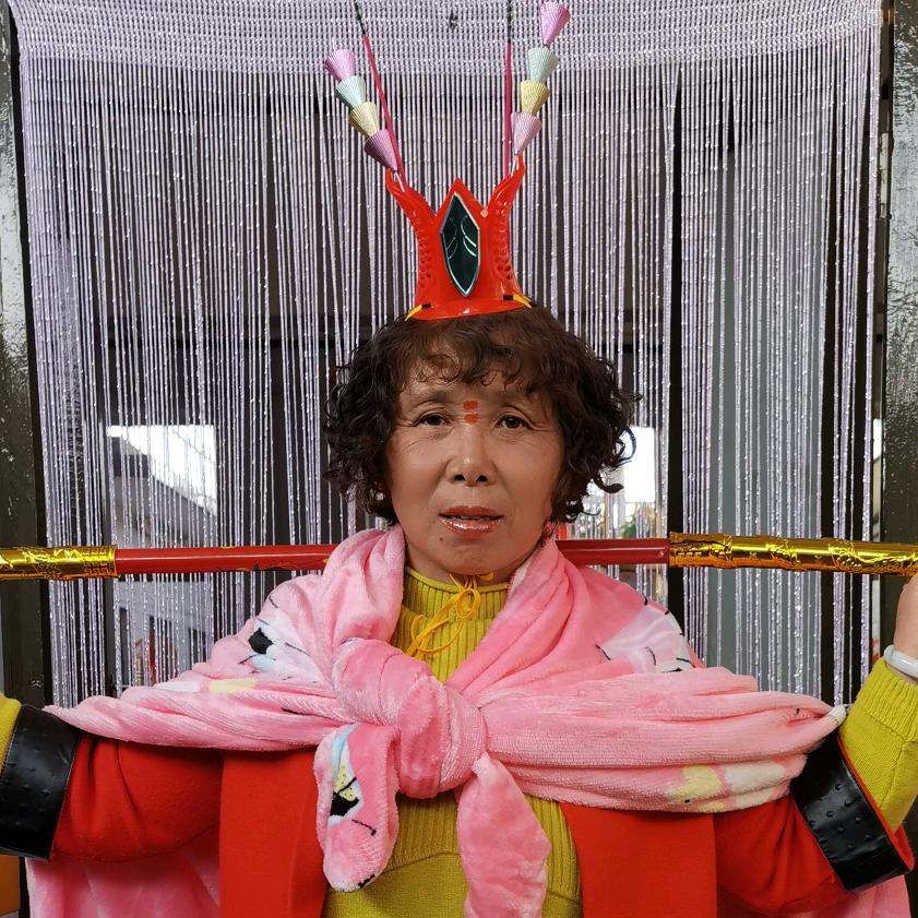 搞笑奶奶