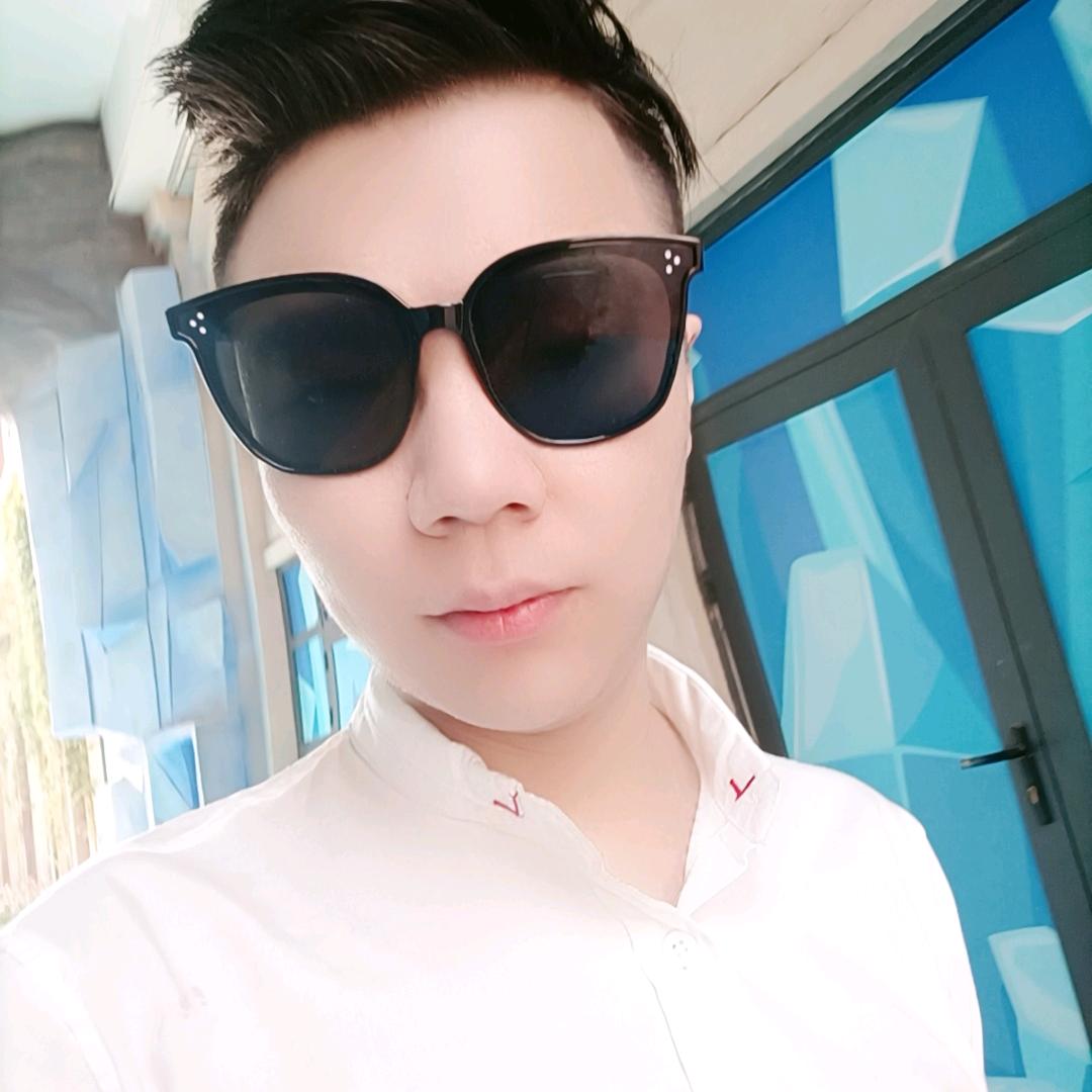 行走的苦行僧