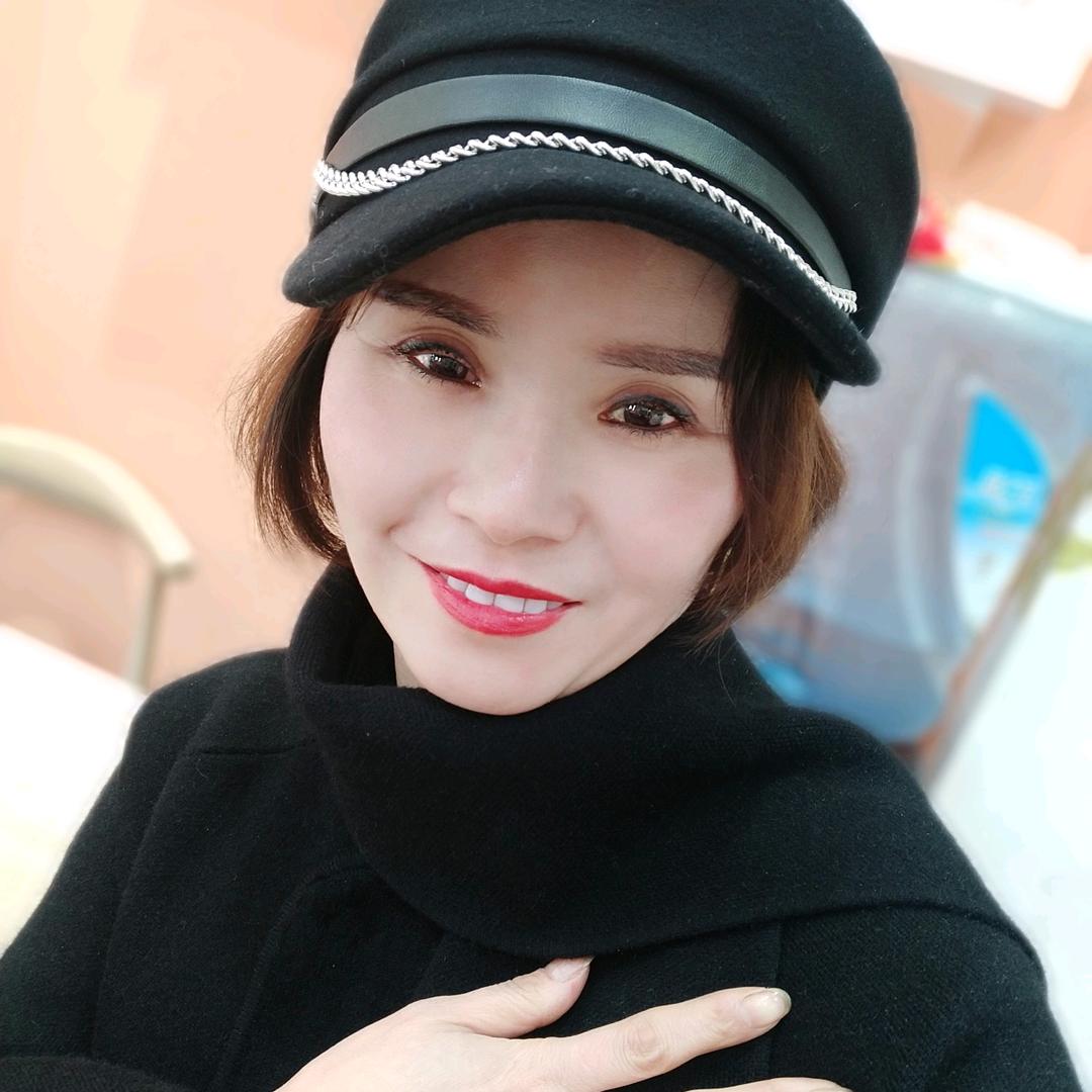 云裳伊