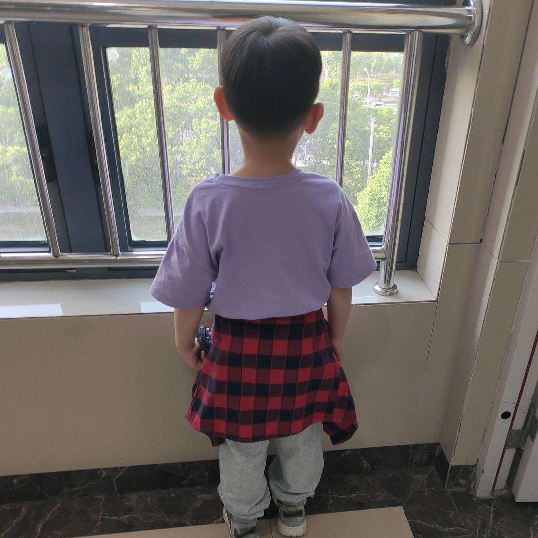 豆豆小调皮🤗