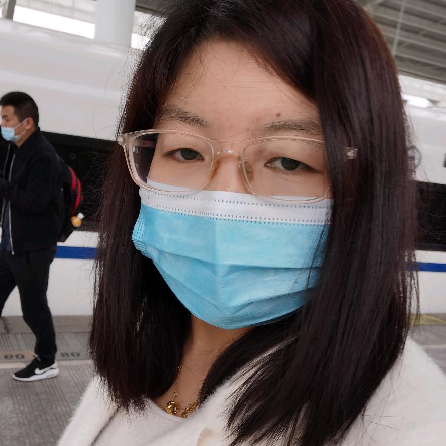 A  海绵宝宝 