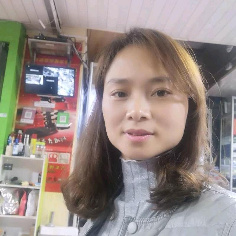 贵阳汽车用品批发桃桃