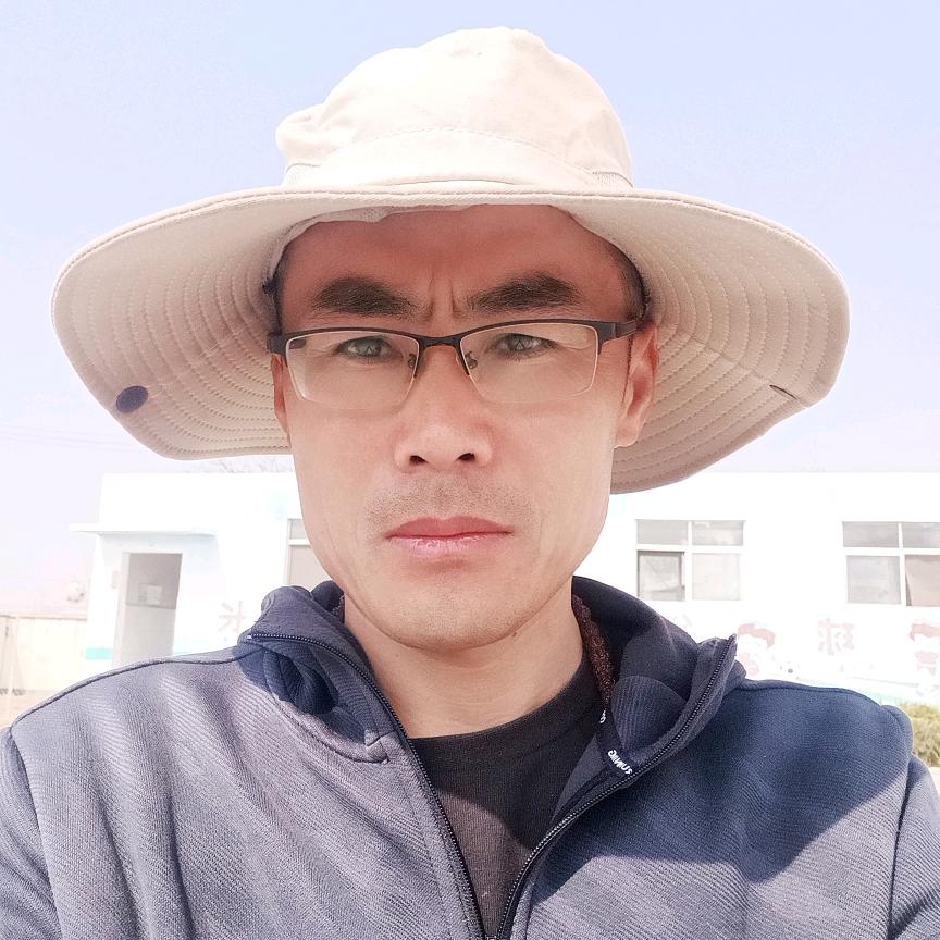 教足球⚽️的曹老师