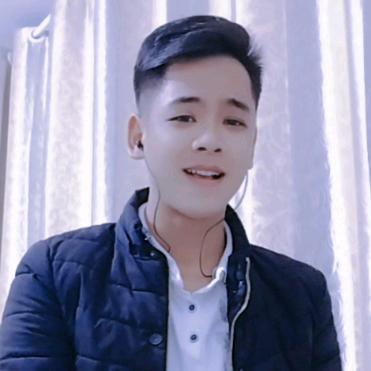 《张艺》