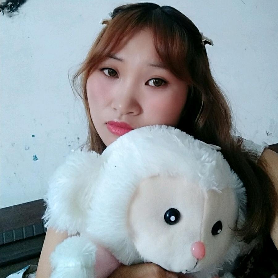 刮瓷粉张兰，受了伤、连微笑都彷徨