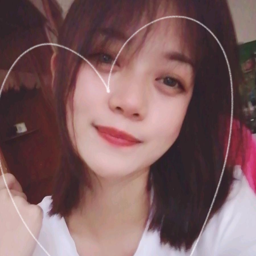那个女人。