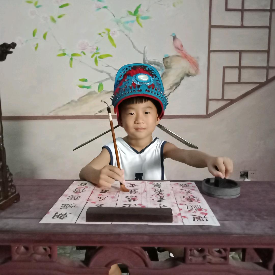 张纪龙