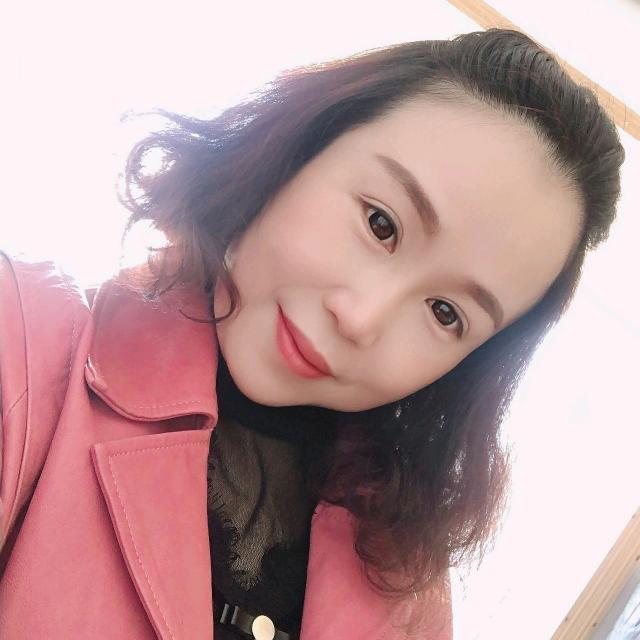 忠县三彩服饰店