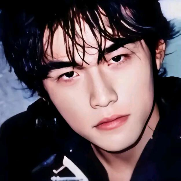 JiE