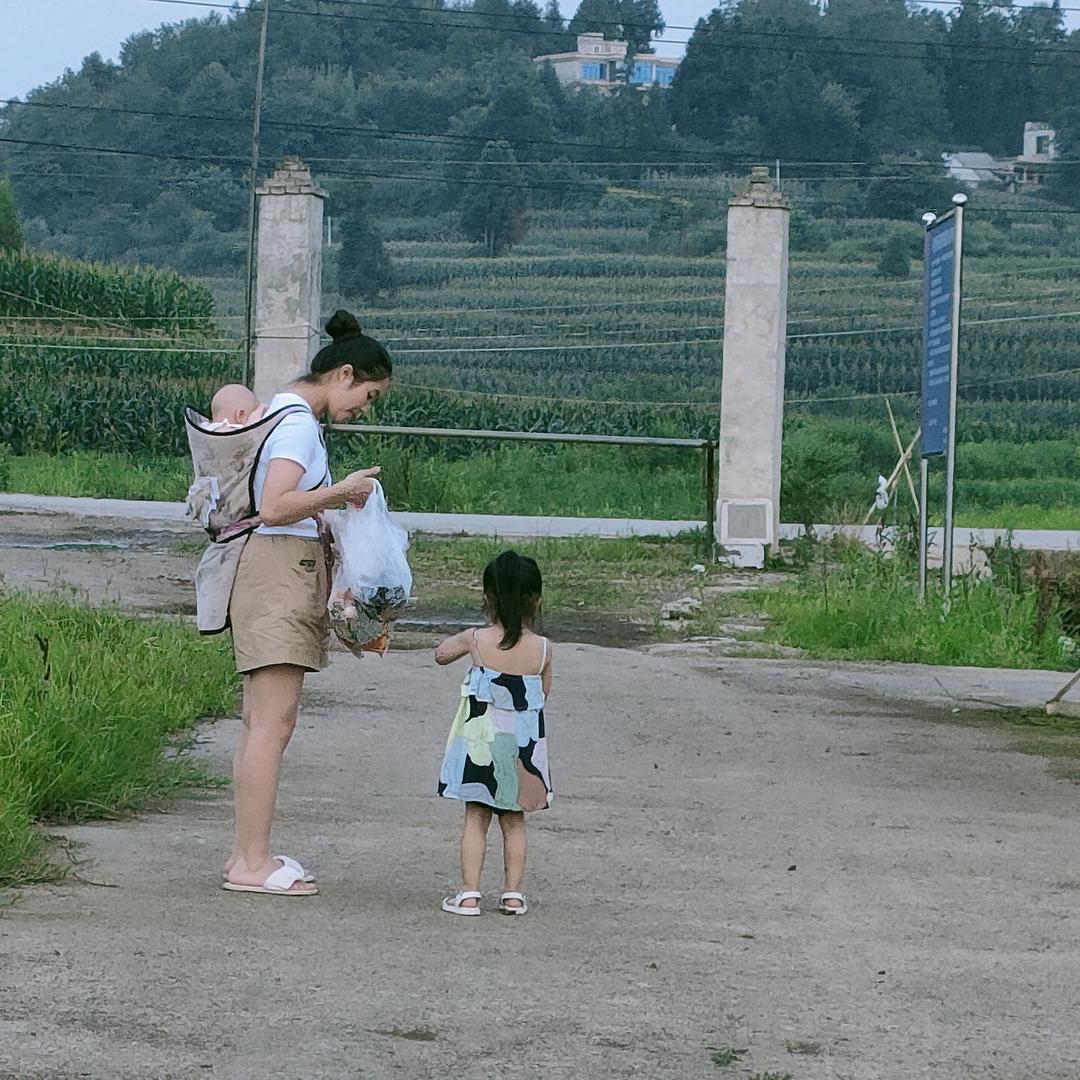 🌻萱萱麻麻🌻
