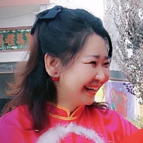 ꧁༺天使༻꧂（巧媒艺术团团长）