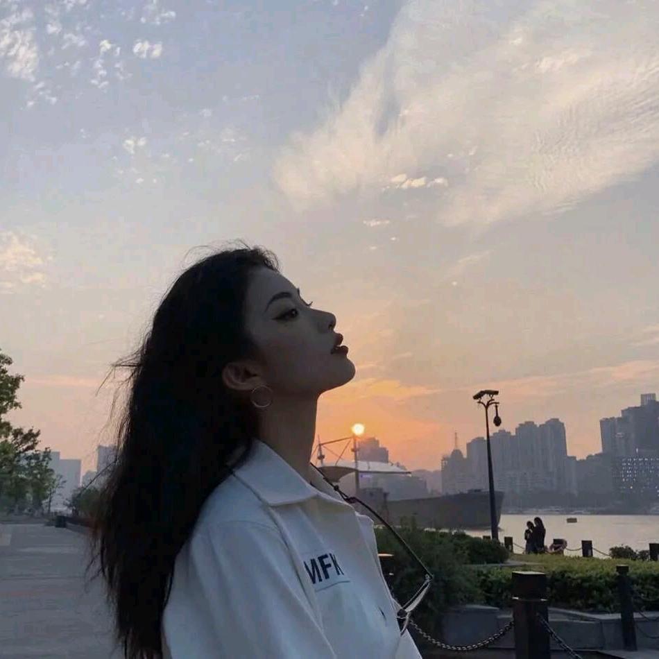 不属于云中君的瑶