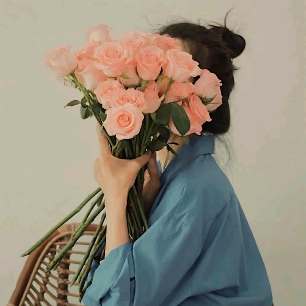 嘉嘉月牙儿