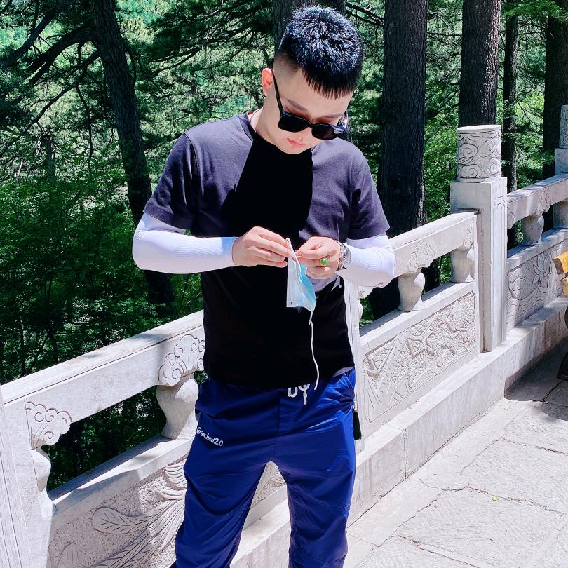 爱吃的🔥小亮哥