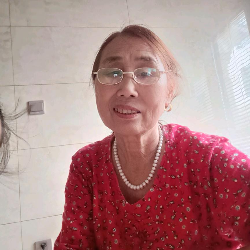 李妈