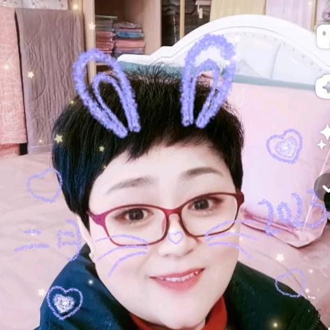 临汾卖家纺窗帘的芳姐，床上用品，家纺实体