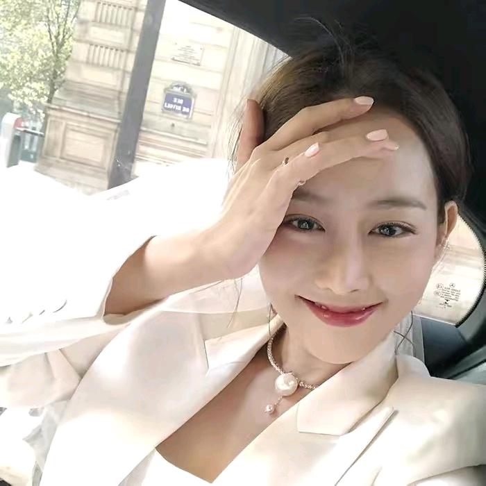 是静静吖