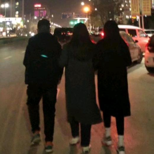王丽
