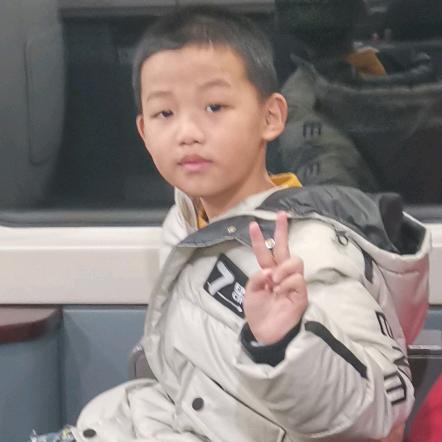 AAA东方红