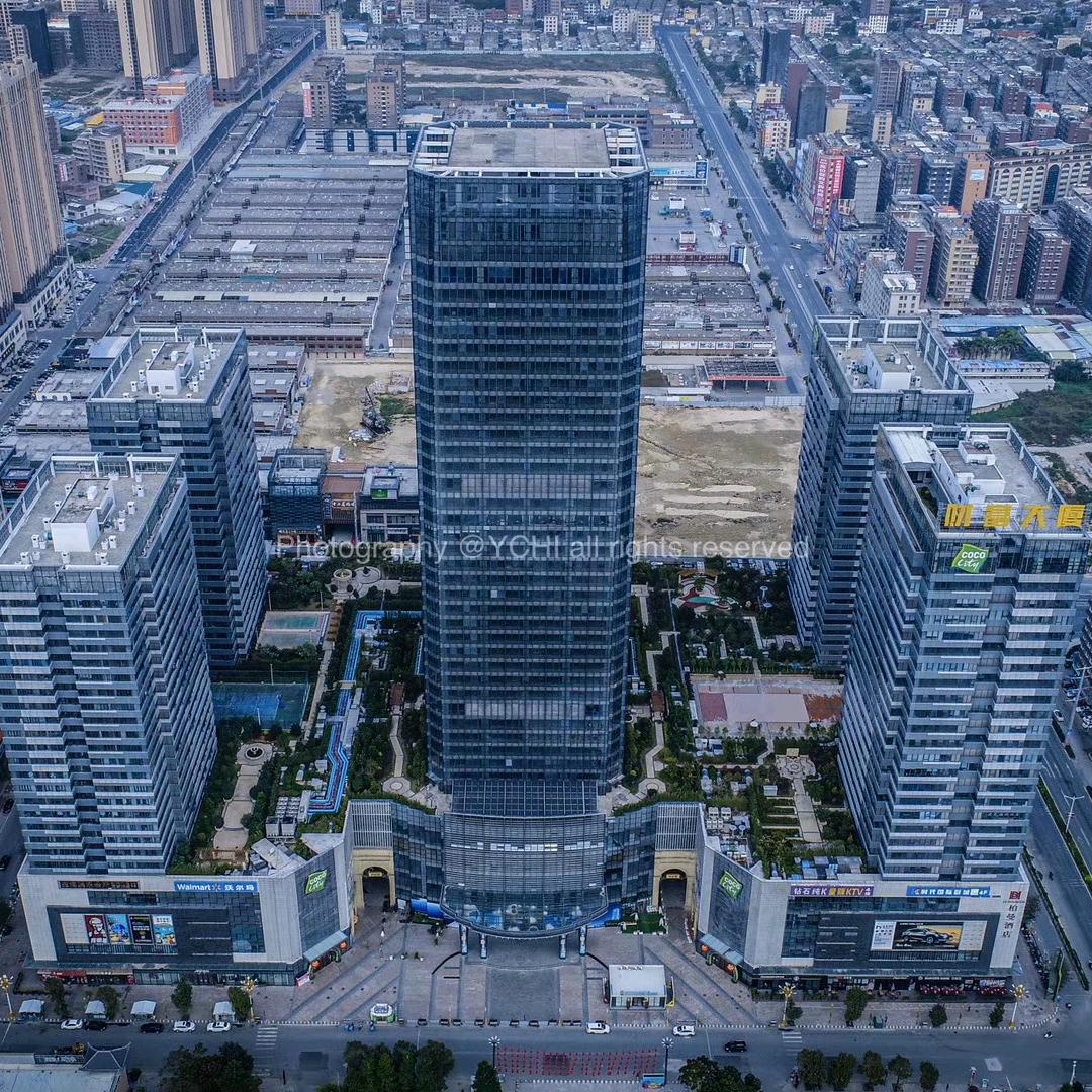一拳一个小可爱