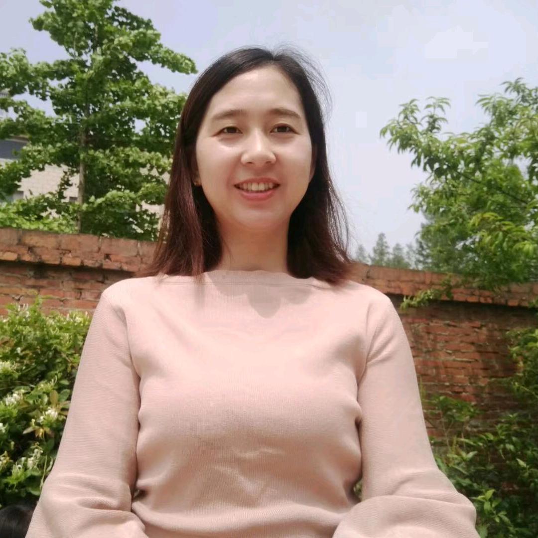 是芸姐吖