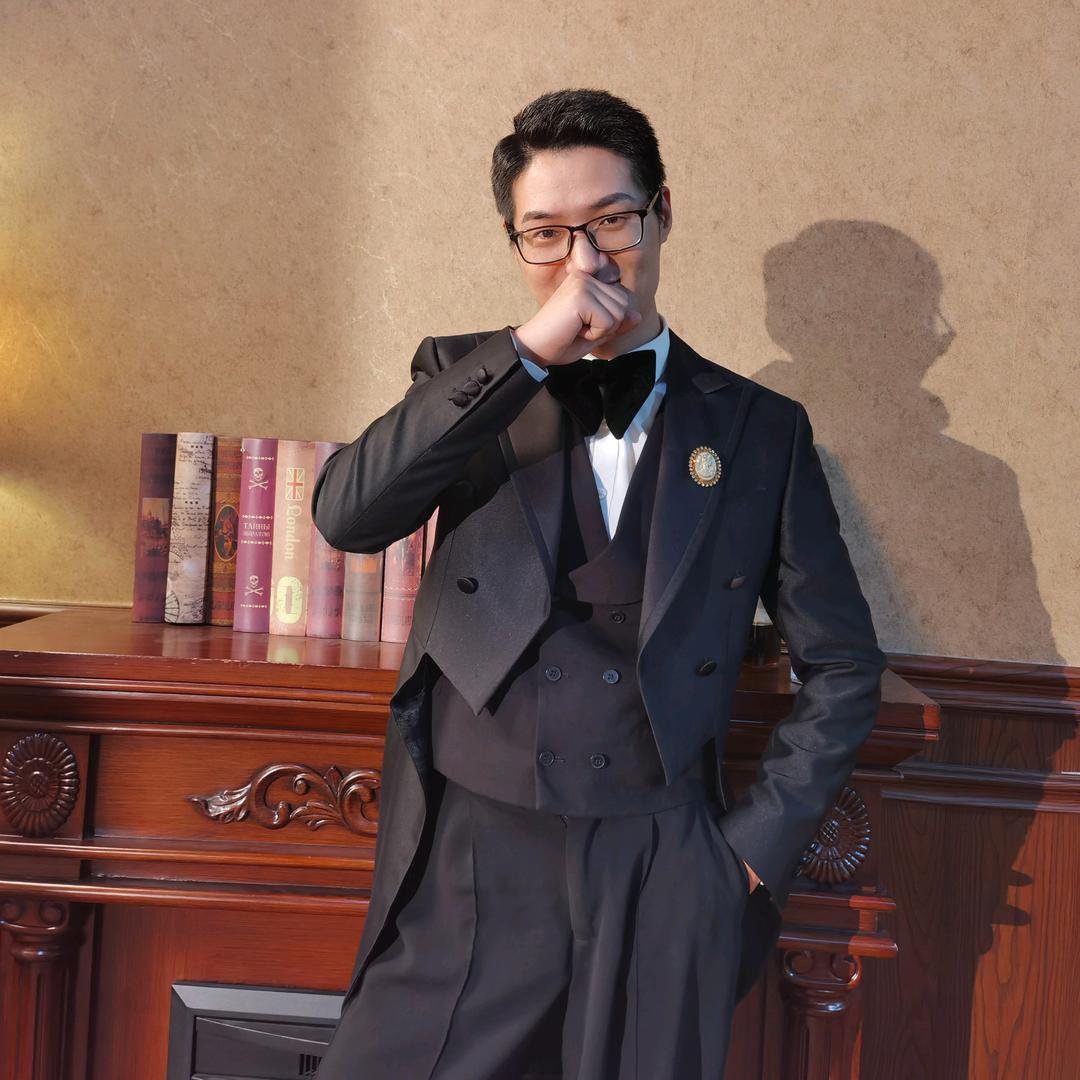 尼古拉斯丶庆