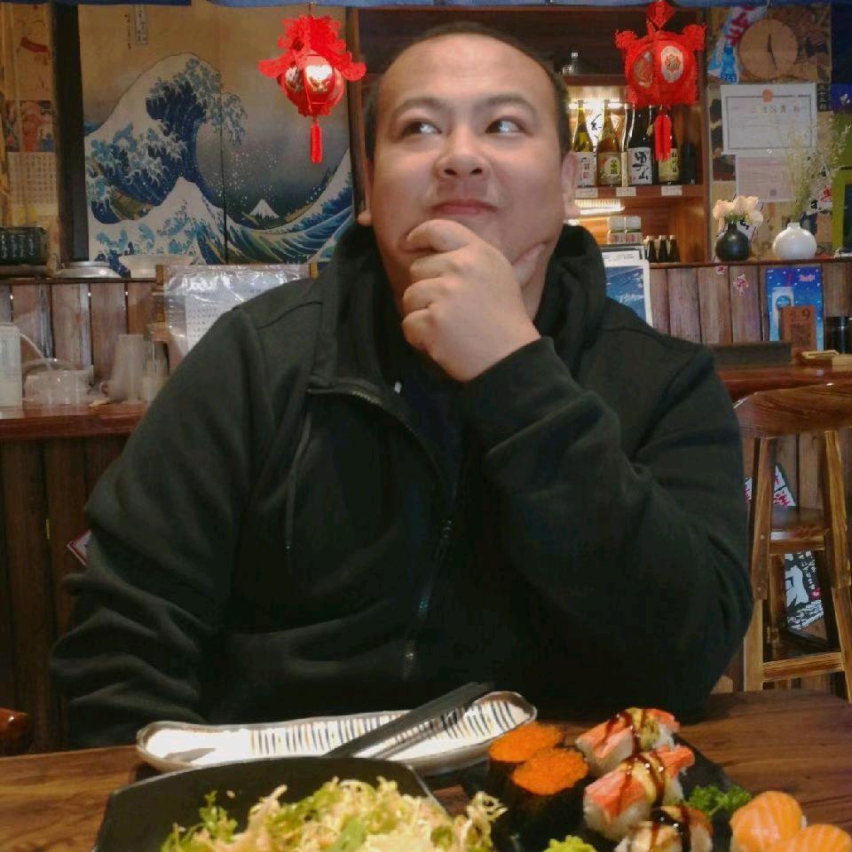 大耳朵秃秃老师