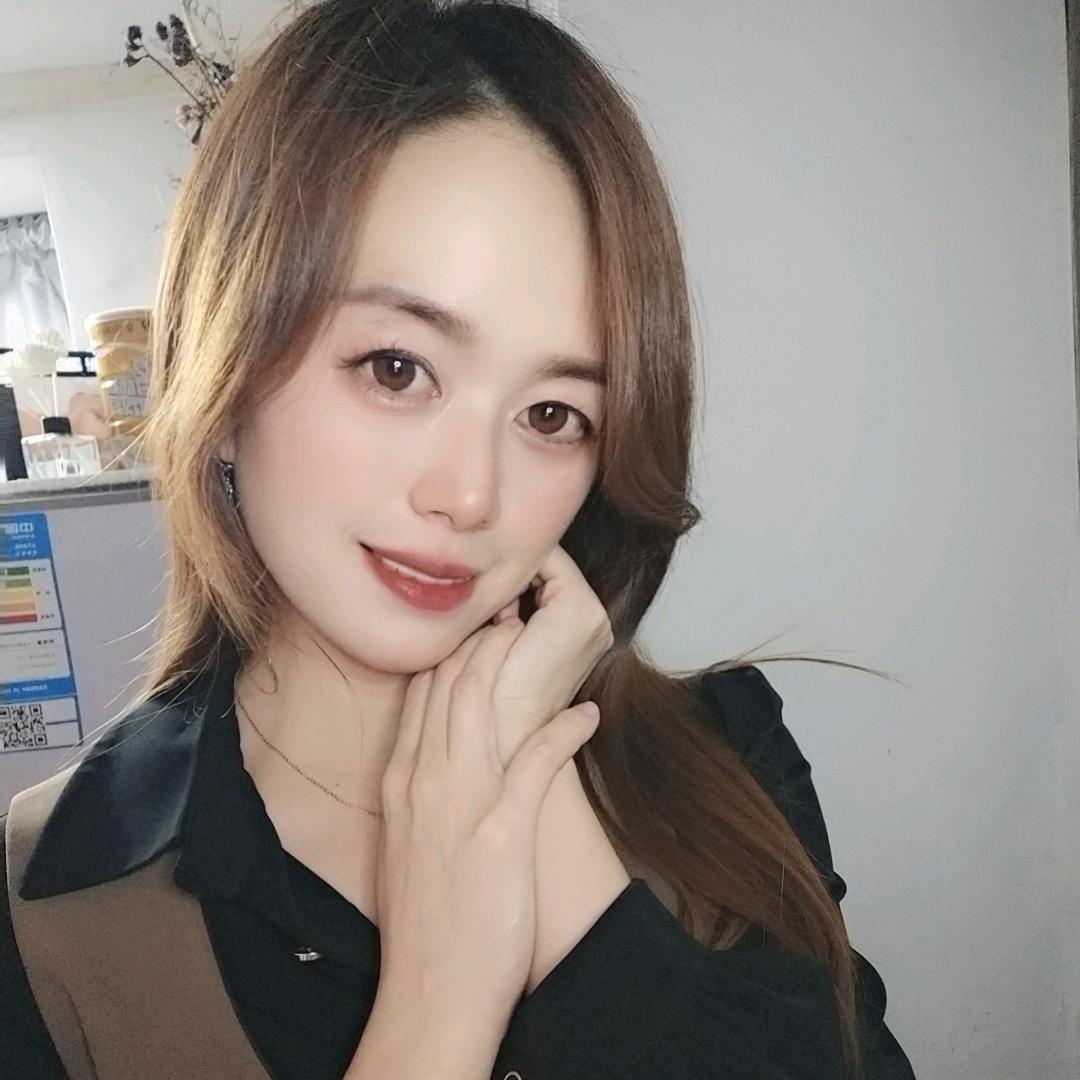 丫头梅子