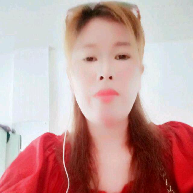 喜欢唱歌的小胡，大量收购旧衣服，各种，包