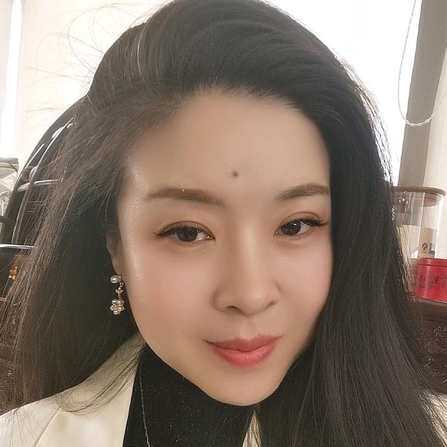 小影(崇品服饰)