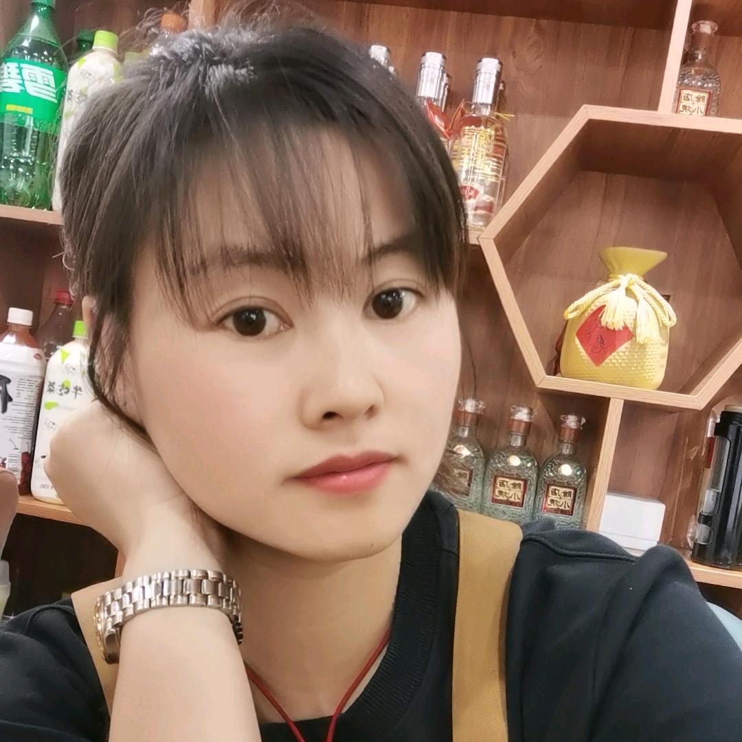 小四姐姐（做餐饮）