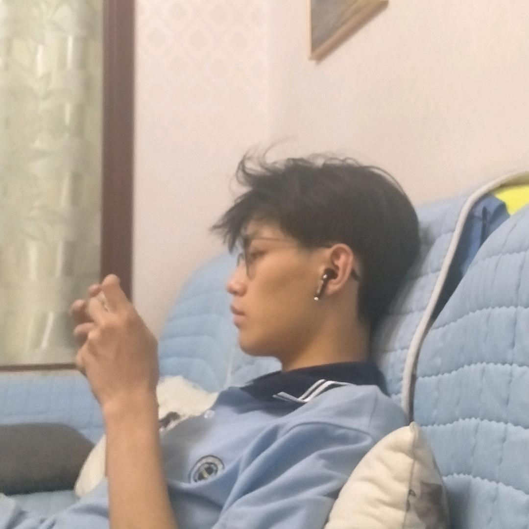 在看你一眼