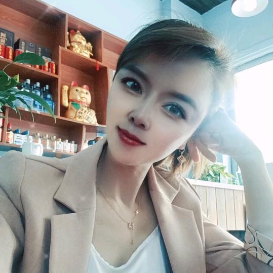 天在下雨我在想你