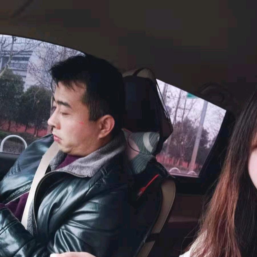 本人有小北吊，播种机！旋耕机！联